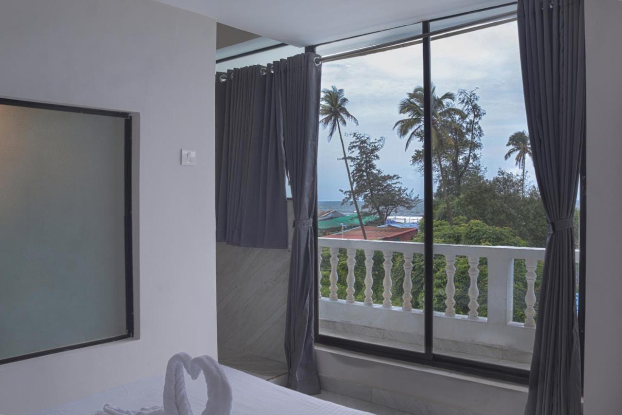Sandbanks Beach Resort Arambol Exterior foto